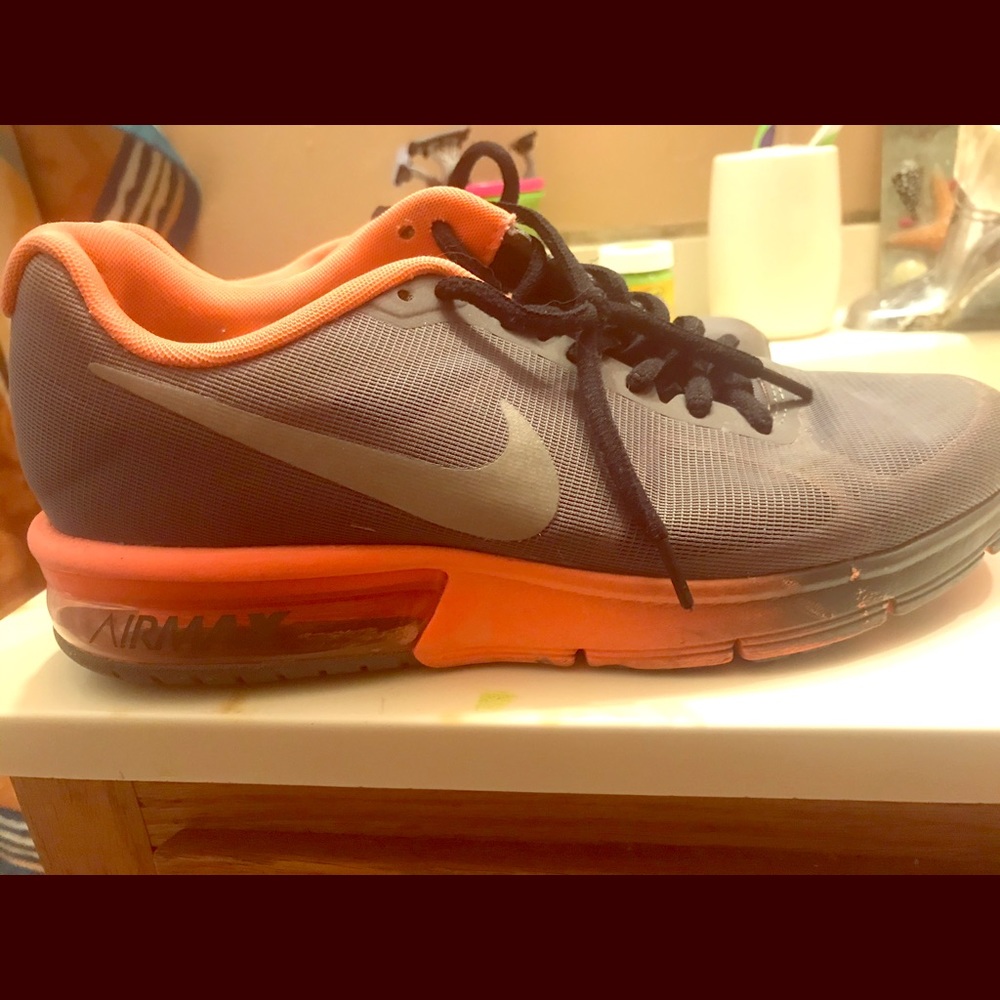 **Nike** Just do it